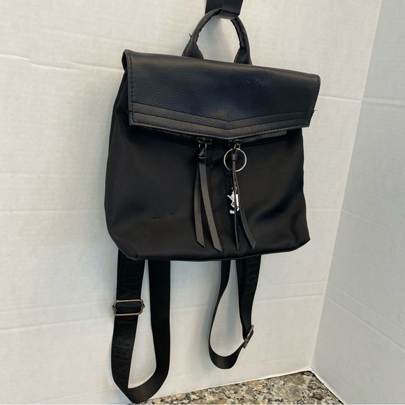 Botkier New York Mini Trigger Backpack Black - Picture 3 of 12